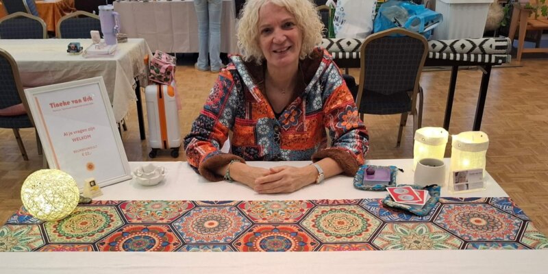 Tineke van Urk op de beurs